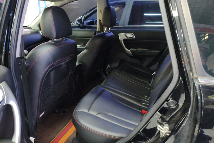 哈弗H6 2016款 升级版 1.5T 手动两驱精英型中控内饰7004