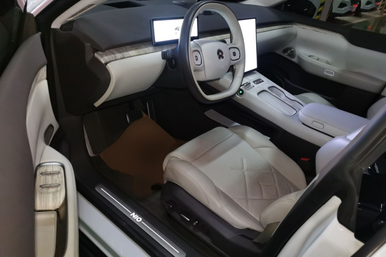 蔚来ET7 2022款 100kWh 首发版局部细节19