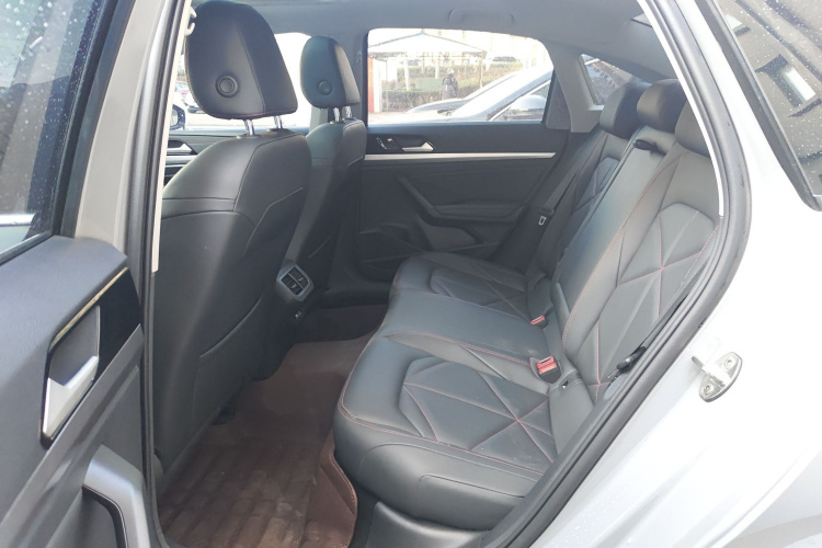 大众 朗逸 2023款 300TSI DSG星空永逸版中控内饰7004