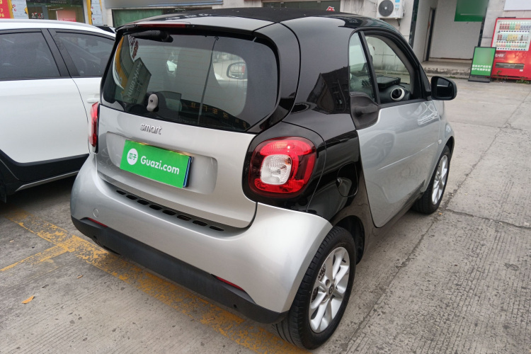 smart fortwo 2018款 1.0L 52千瓦硬顶灵动版 国V车身外观6005
