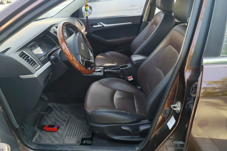 吉利汽车 远景 2016款 1.5L 自动幸福版局部细节19