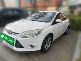 福特 福克斯 2012款 两厢 1.6L 自动风尚型