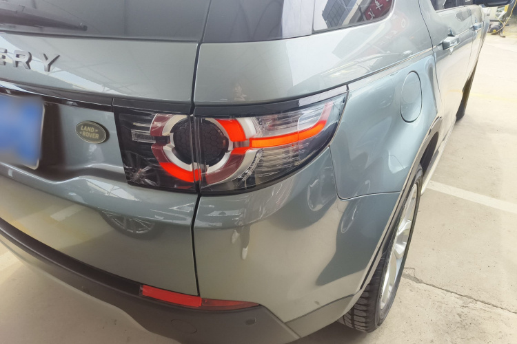 路虎 发现神行 2016款 2.0T HSE车身外观6006