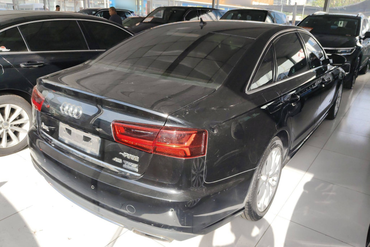 奥迪A6L 2016款 45 TFSI quattro 运动型车身外观7
