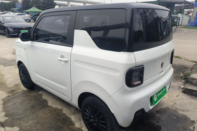 吉利银河 2023款 熊猫mini 200km 耐力熊车身外观4