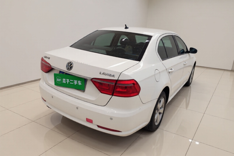 大众 朗逸 2015款 1.6L 自动风尚版车身外观7