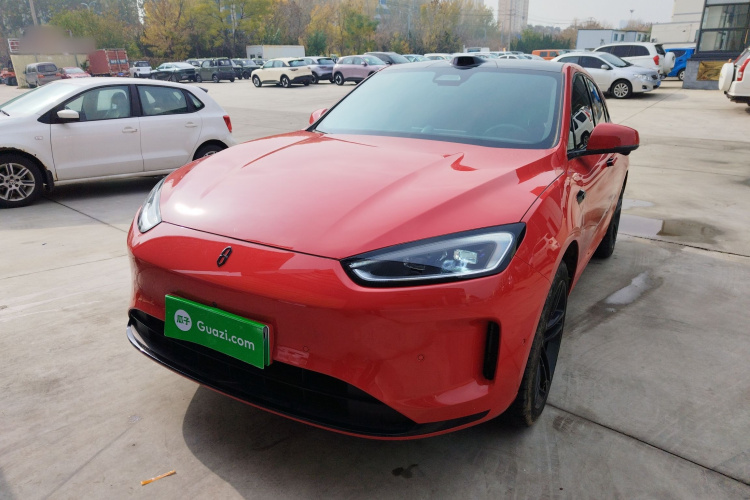 鸿蒙智行 问界M5 2024款 增程 Max RS 四驱高阶智驾版车身外观1