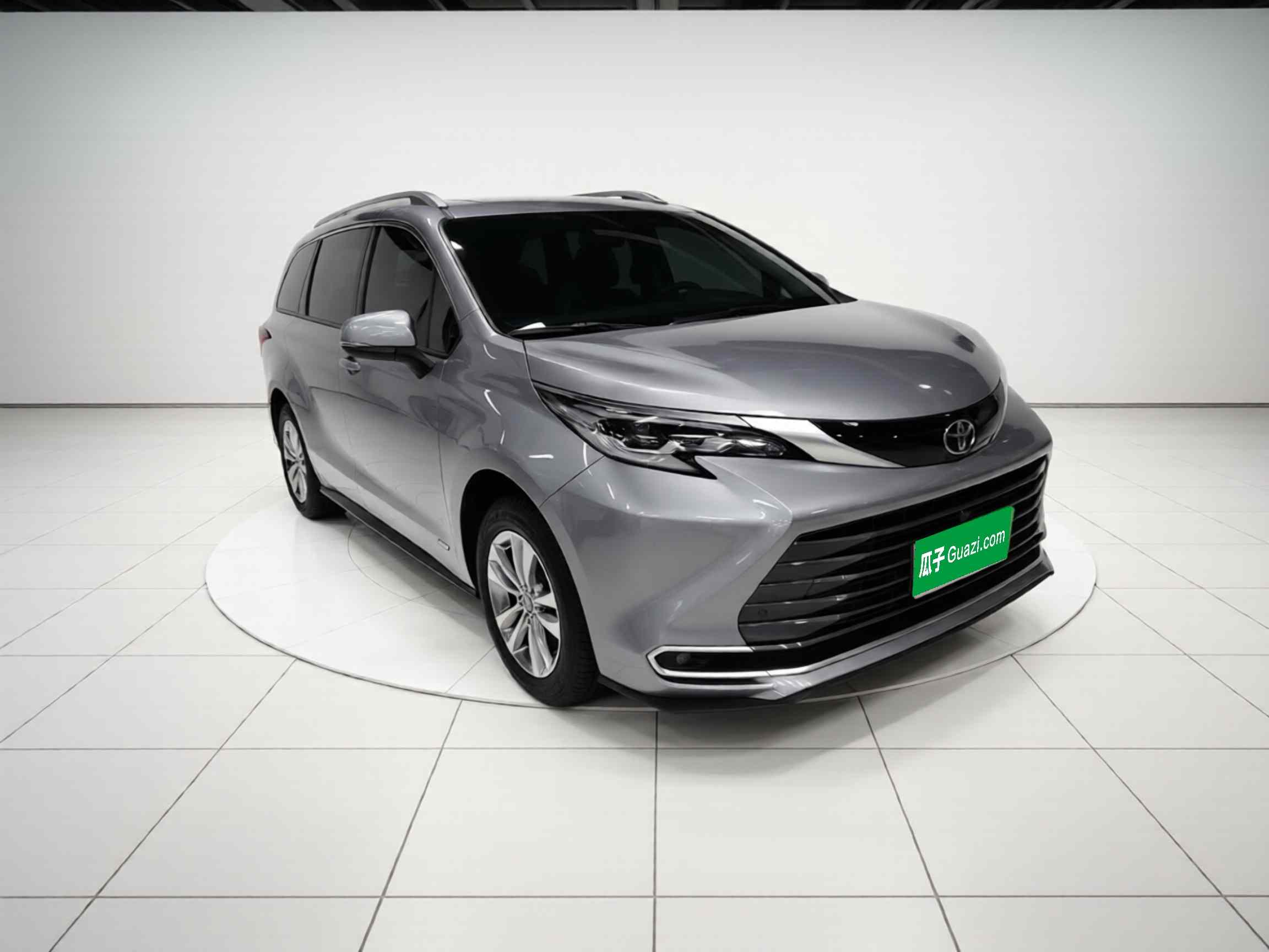 丰田 赛那SIENNA 2024款 2.5L混动 四驱尊贵版(5)
