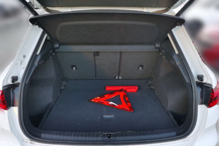 奥迪Q3 2019款 35 TFSI 时尚致雅型中控内饰23