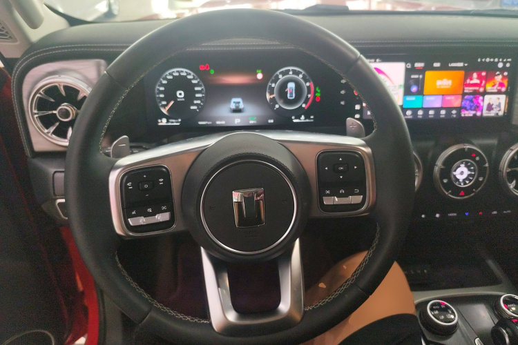 坦克300 2024款 2.0T 穿越者中控内饰13
