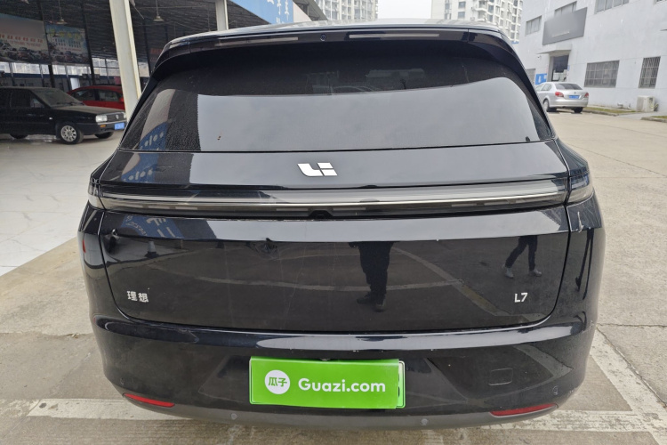 理想汽车 理想L7 2023款 Air车身外观6