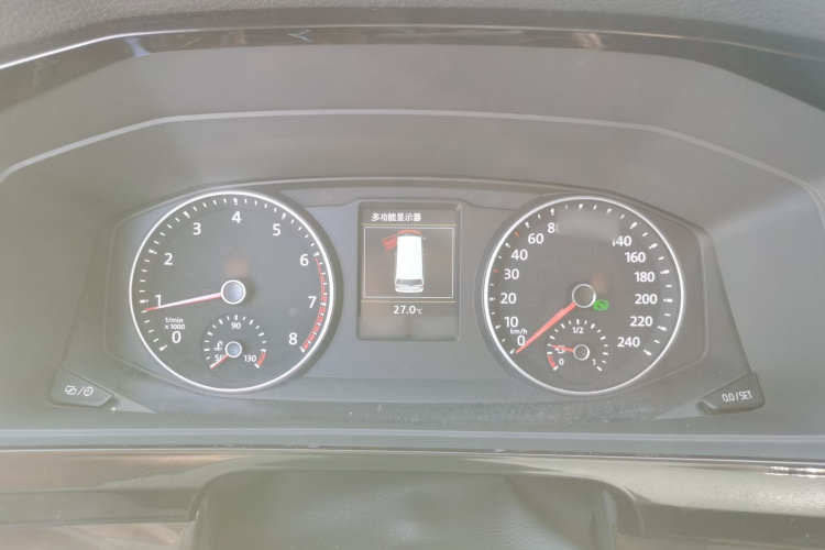 大众 迈特威 2018款 2.0TSI 两驱豪华版 7座局部细节14