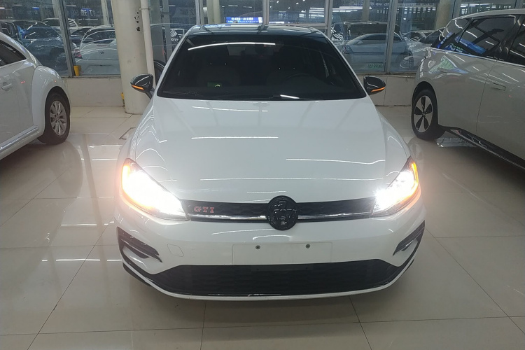 大众 高尔夫 2019款 280TSI DSG R-Line型 国VI车身外观2