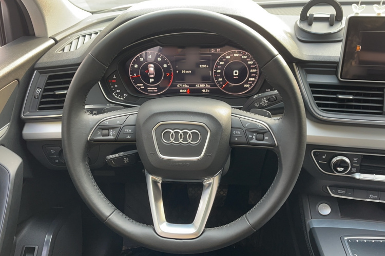 奥迪Q5L 2020款 改款 40 TFSI 荣享时尚型局部细节13