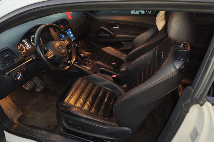 大众 尚酷 2011款 2.0TSI R-Line局部细节19