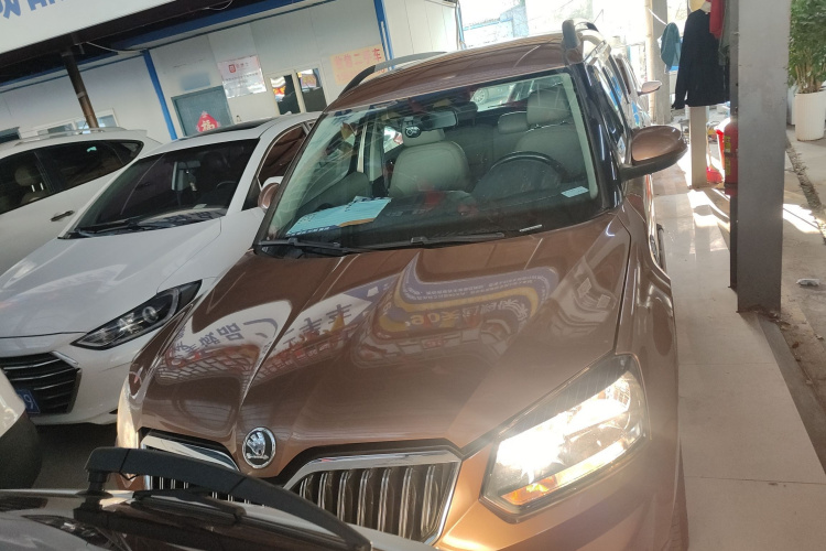 斯柯达 Yeti 2014款 1.8TSI DSG极地版车身外观2