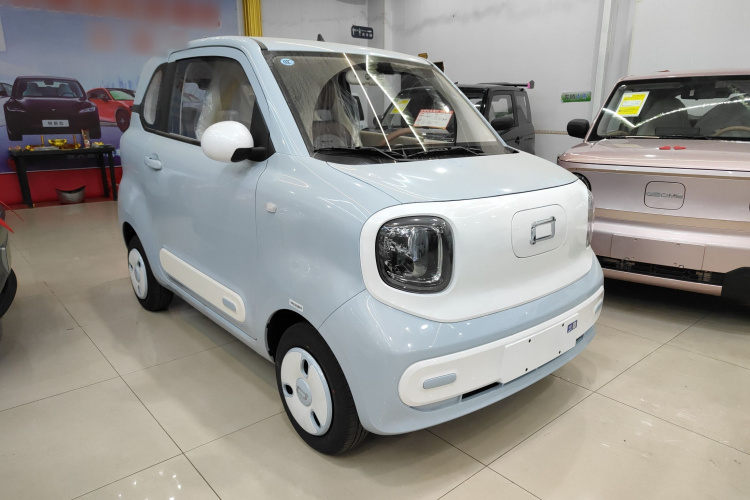 奔腾小马 2026款 222km 炫彩马车身外观3