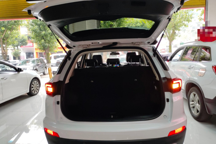 长安CS55 2018款 1.5T 自动炫动型 国V机舱底盘23