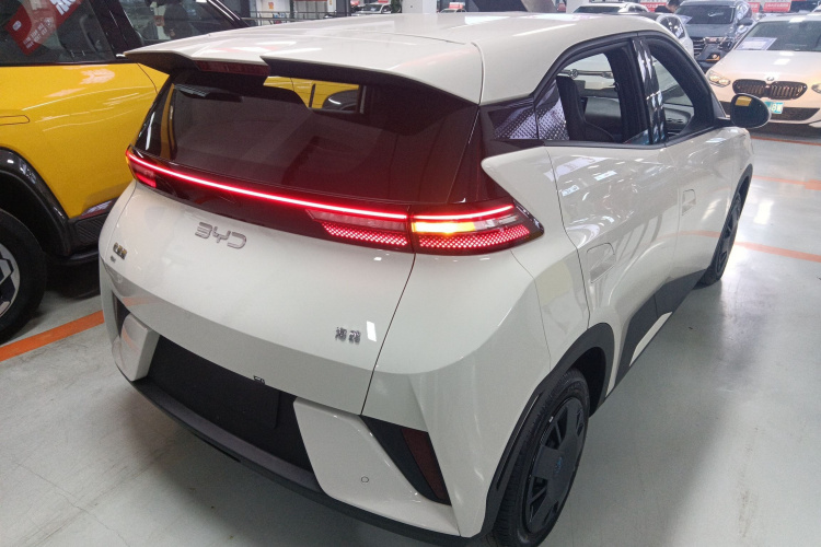 比亚迪 海鸥 2025款 305km 活力版车身外观7