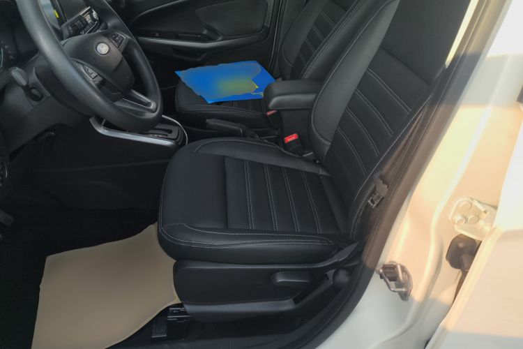 福特 翼搏 2018款 1.5L 自动铂翼型中控内饰19