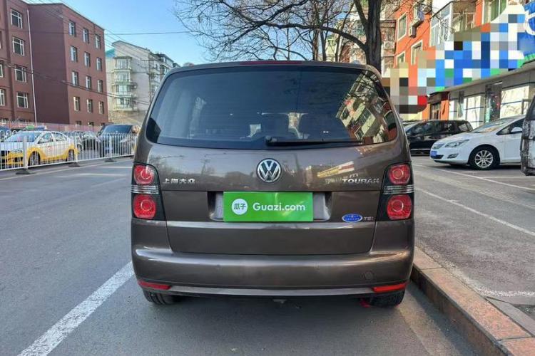 大众 途安 2013款 1.4T DSG舒适版5座车身外观6004