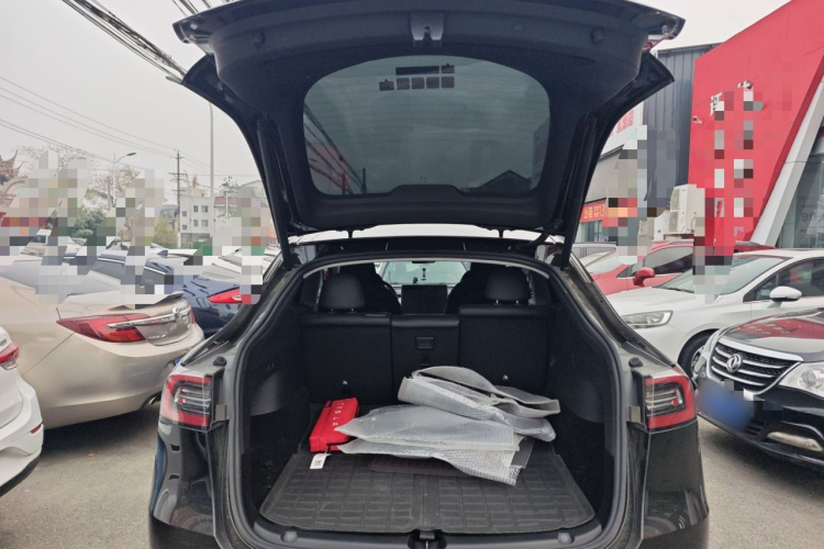 特斯拉 Model Y 2022款 改款 后轮驱动版机舱底盘23
