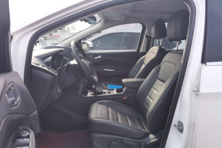 福特 翼虎 2017款 EcoBoost 180 两驱虎跃型中控内饰7001