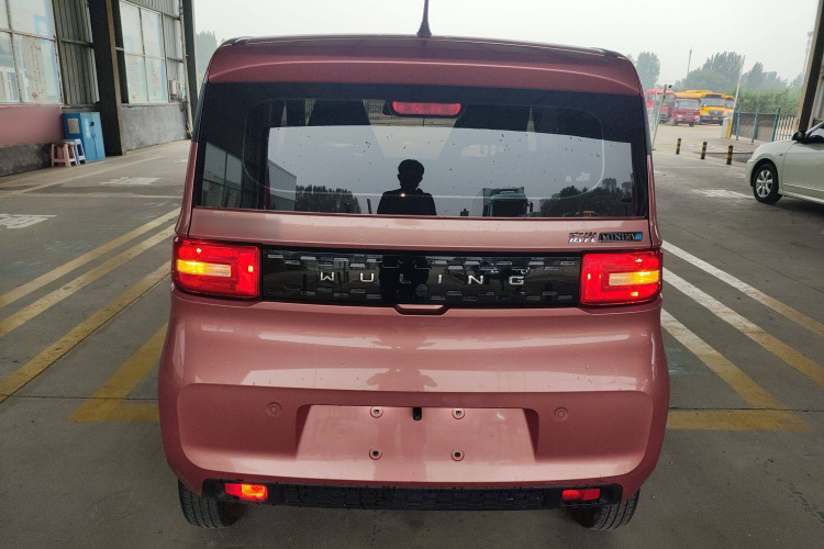 五菱汽车 宏光MINIEV 2020款 自在款 三元锂车身外观6004