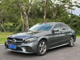 奔驰C级 2019款 改款 C 260 L 运动版