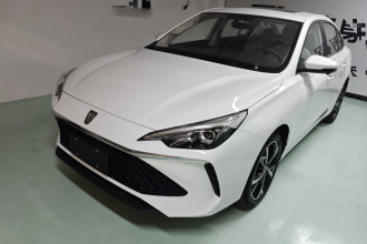 荣威i5 2023款 1.5L CVT尊荣版