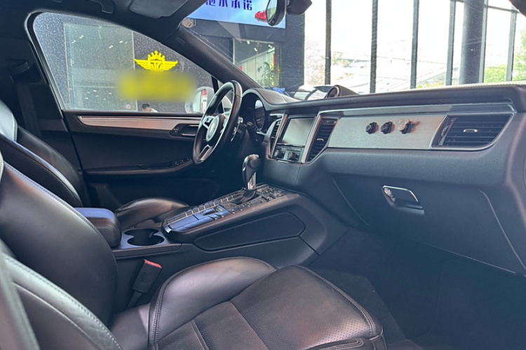 保时捷 2016款 Macan Turbo 3.6T中控内饰7007