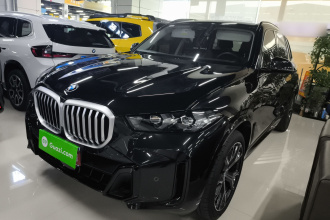 宝马X5 2023款 xDrive 30Li 尊享型M运动曜夜套装