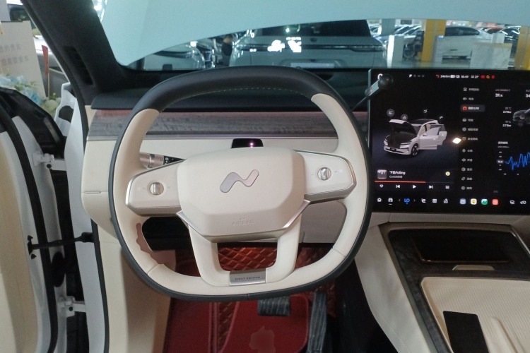 乐道L90 2025款 Pro 六座版中控内饰13