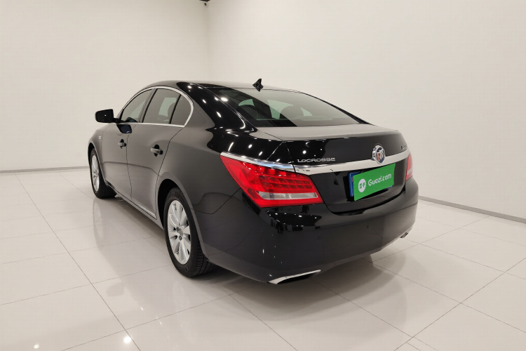 别克 君越 2013款 2.4L SIDI精英舒适型车身外观5