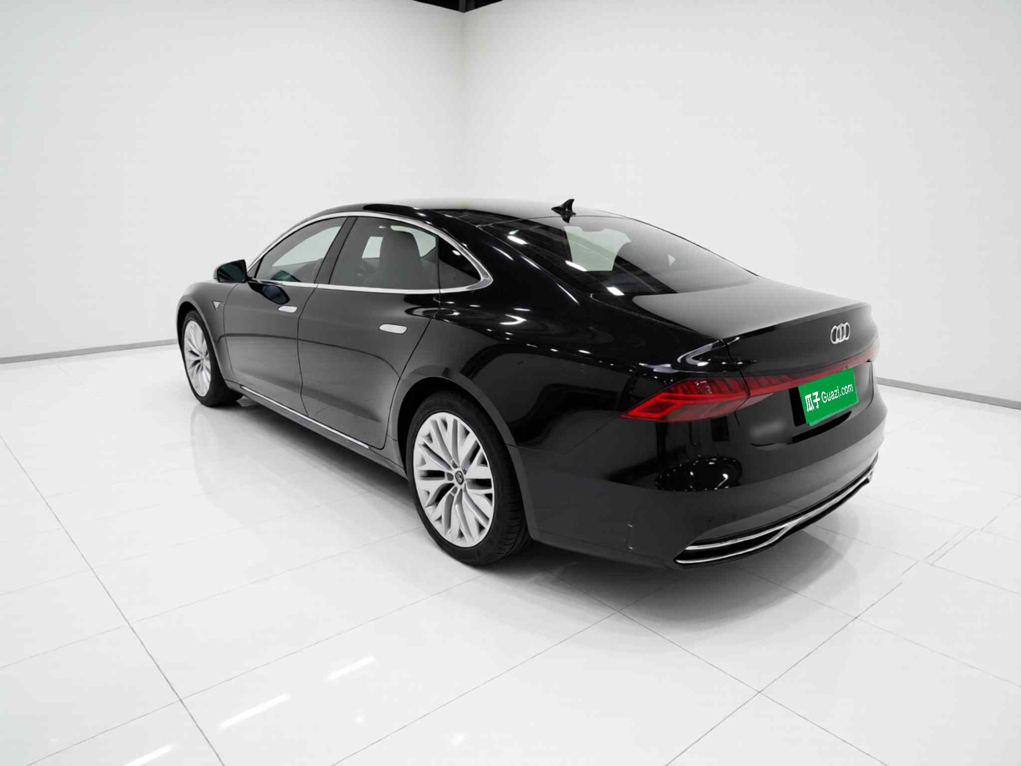 奥迪A7L 2024款 45TFSI S-line 筑梦型 流晶套装(3)