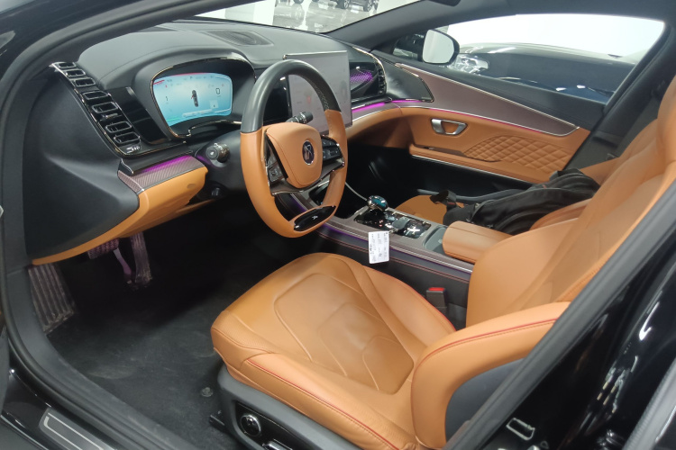 比亚迪 汉 2022款 DM-p 202KM 四驱旗舰型中控内饰19