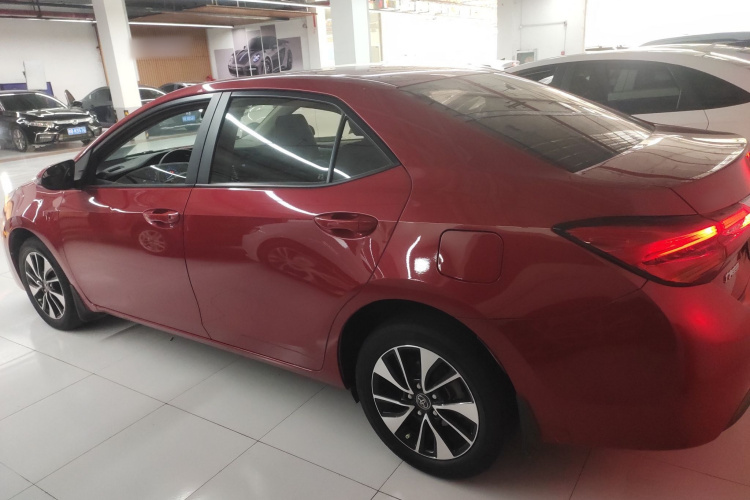 丰田 雷凌 2018款 185T CVT尊贵版 国V车身外观6003