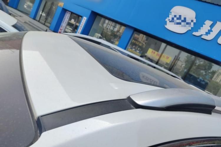 广汽传祺 传祺GS7 2017款 320T 两驱豪华智联型局部细节57