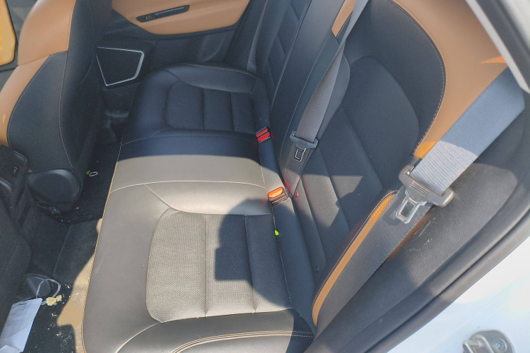 吉利汽车 帝豪GL 2020款 1.4T CVT豪华型中控内饰7004