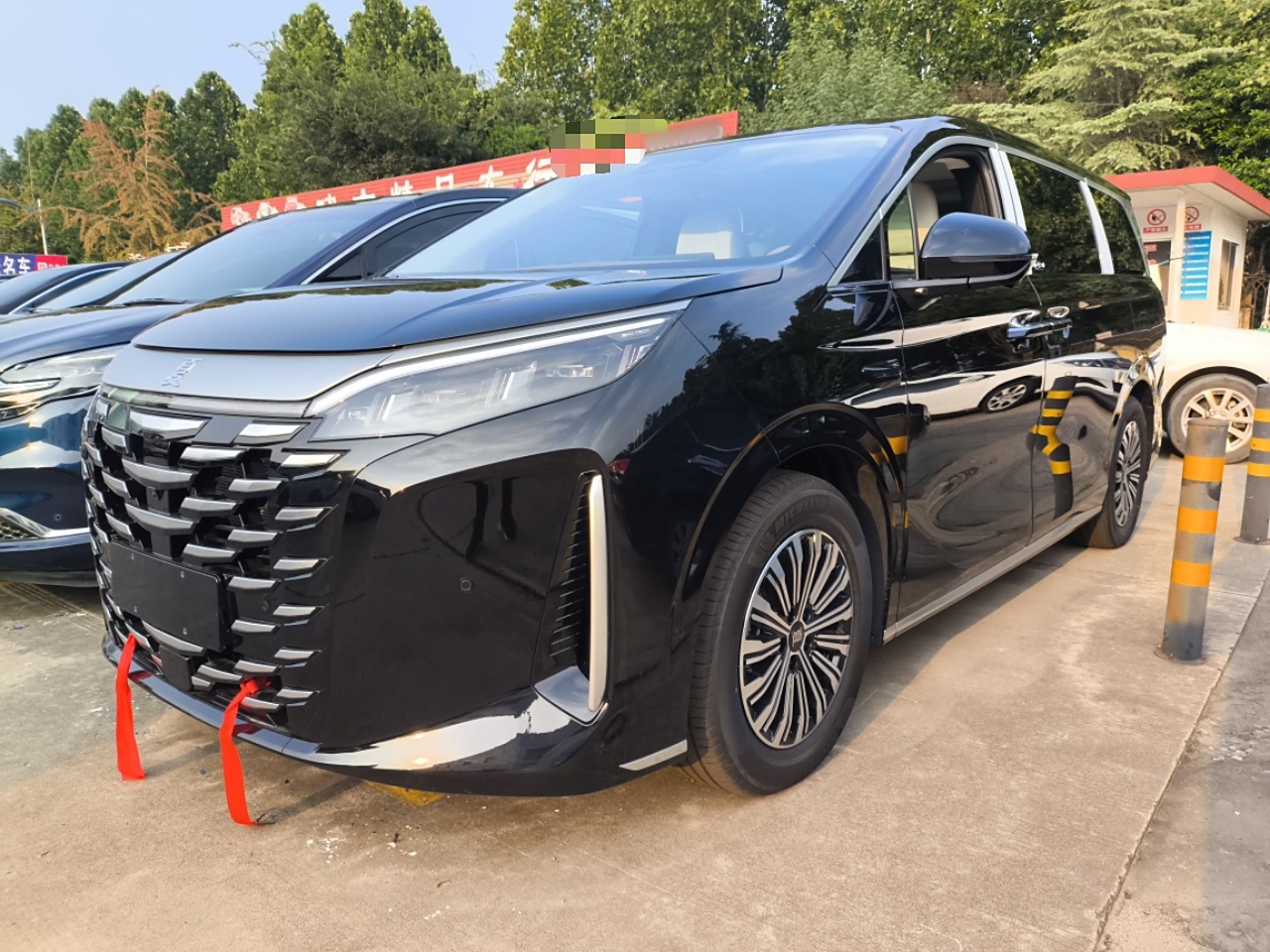 比亚迪 夏 2025款 DM-i 1.5T 180km 超越型