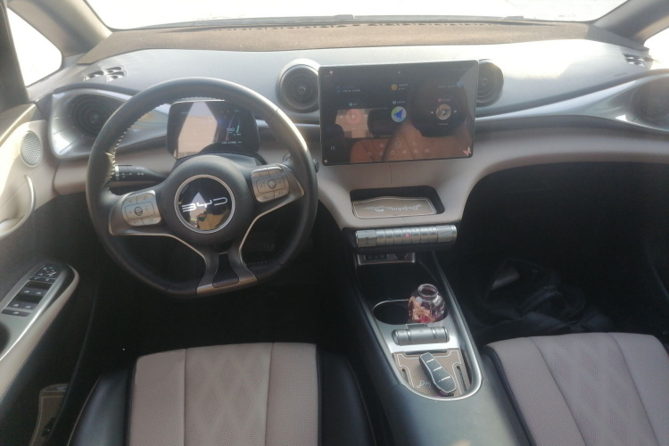 比亚迪 海豚 2023款 420km 时尚版中控内饰12