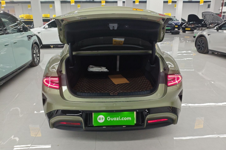 小米汽车 小米SU7 2024款 四驱超长续航高阶智驾Max版机舱底盘23