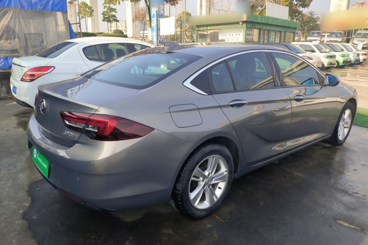 别克 君威 2017款 20T 精英型车身外观7