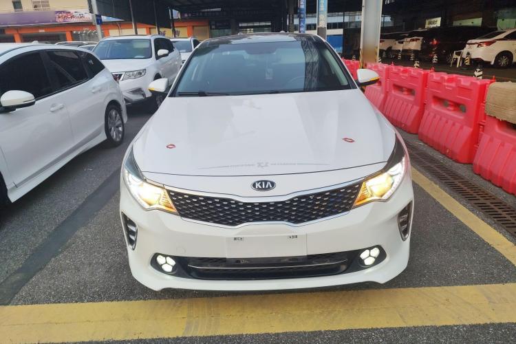 起亚K5 2016款 1.6T 自动LUX车身外观2