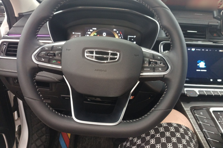 吉利汽车 博越 2020款 1.8TD DCT智联PRO中控内饰13