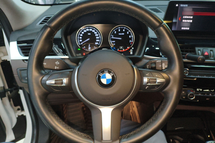 宝马X2 2021款 改款 sDrive25i M运动套装局部细节13