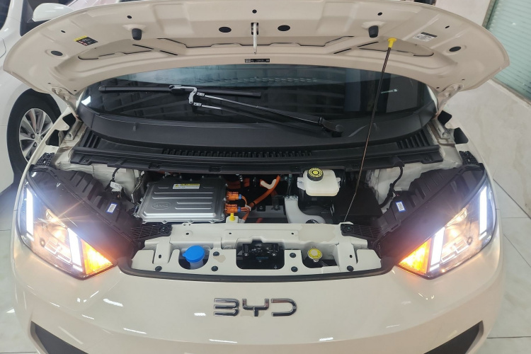 比亚迪 海鸥 2025款 305km 自由版机舱底盘24