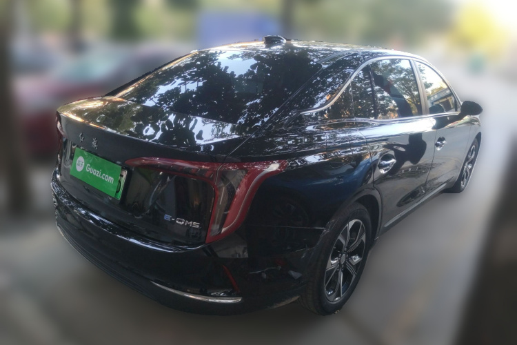 红旗E-QM5 2023款 改款 基础出行版车身外观6005