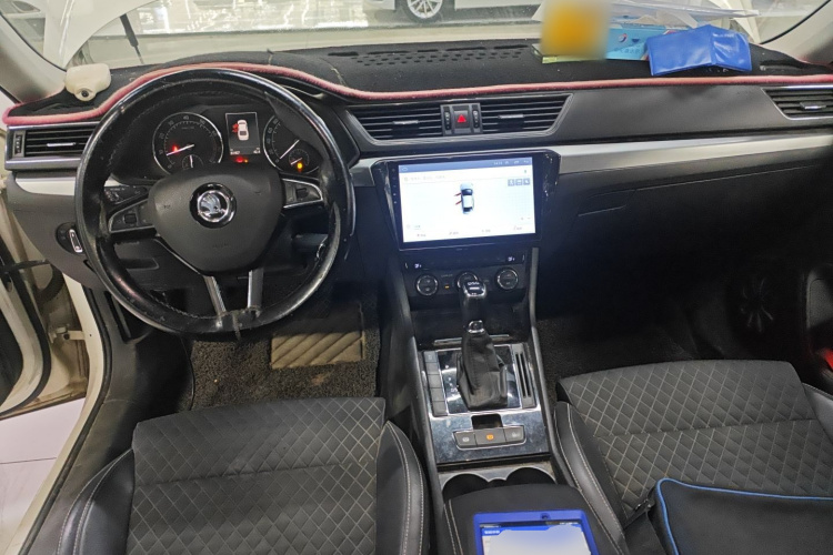 斯柯达 速派 2016款 TSI280 DSG创行版中控内饰12