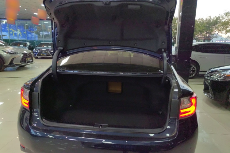 雷克萨斯ES 2015款 200 精英版局部细节23